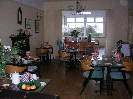 The Old Cable Historic House & Seafood Restaurant Hotel Уотървил Екстериор снимка